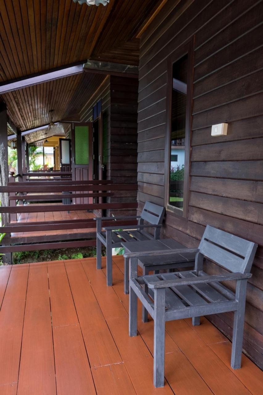 Home At Chan Resort Chao Lao Beach Exterior photo